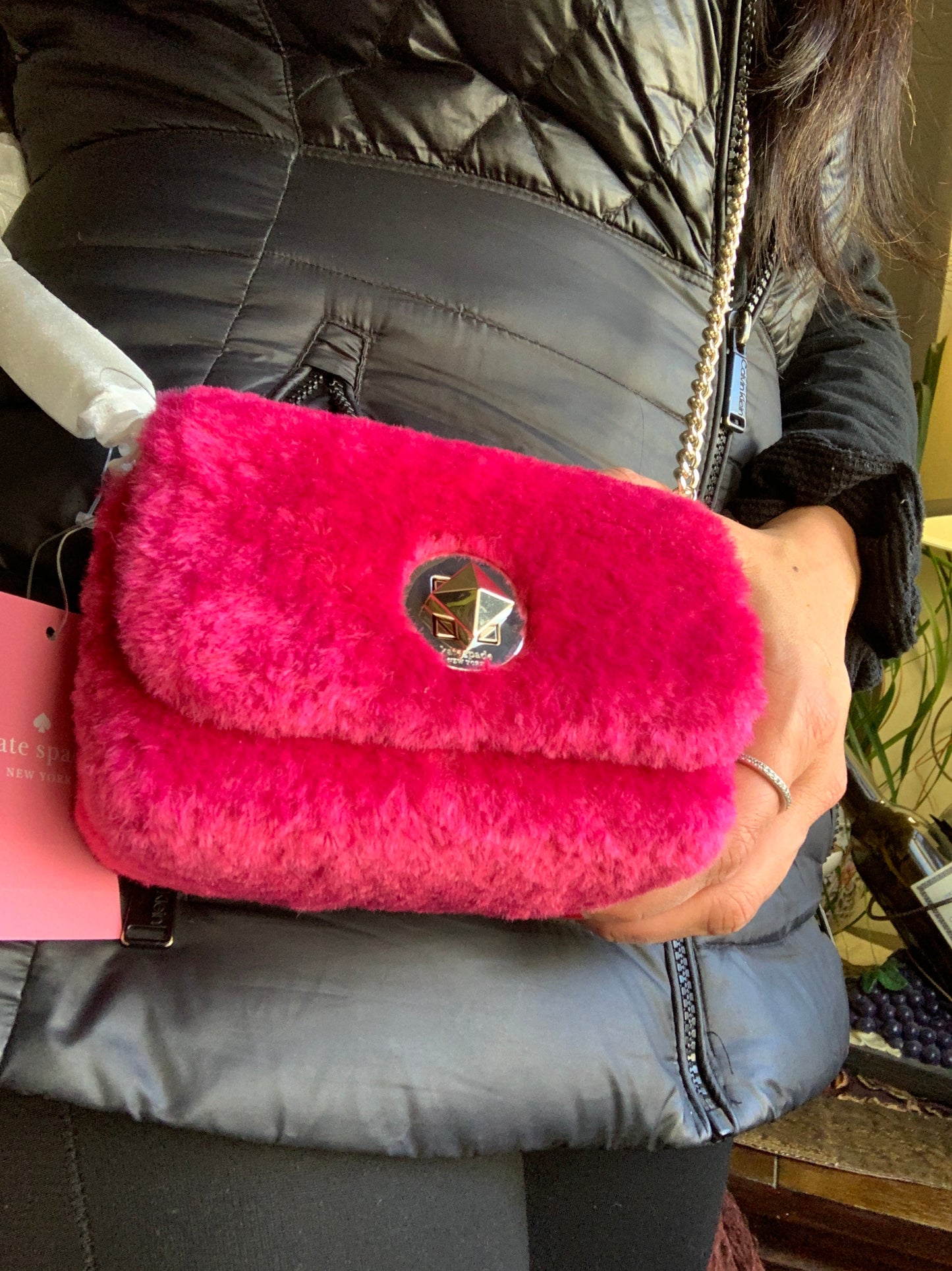 Authentic KATE SPADE FAUX FUR TURNLOCK Small CLUTCH/Crossbody Ruby Luxury