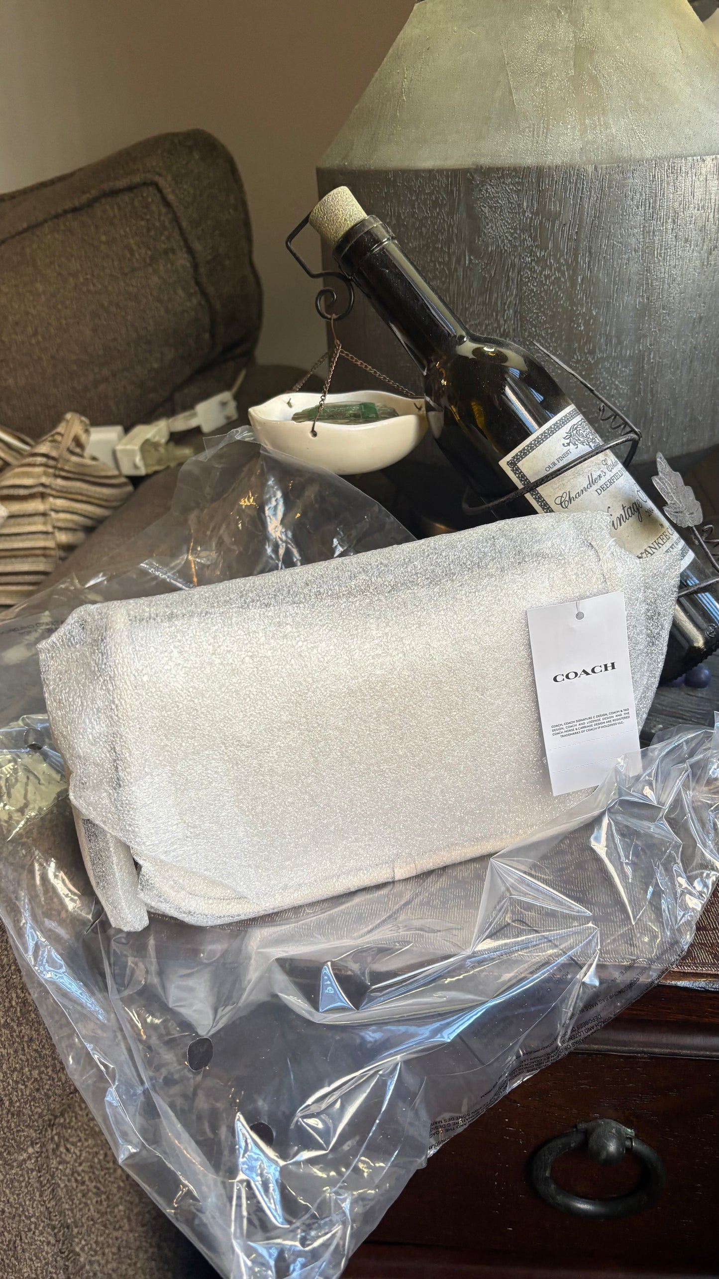 Authentic COACH 1941 signature Jacquard /Glovetanned Leather turnlock zip closure shoulder/Crosby/Clutch Ruby Luxury