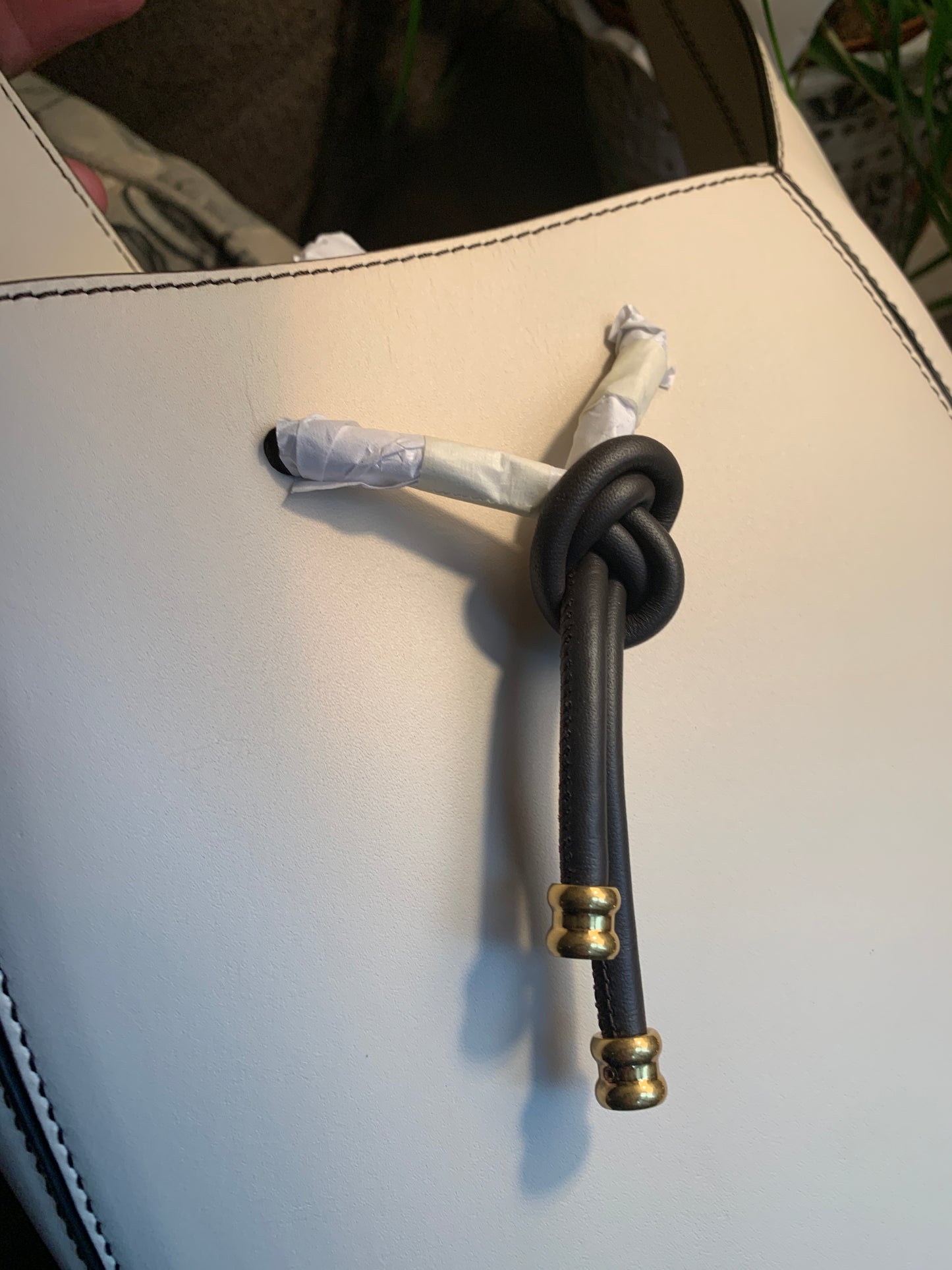 Authentic TORY BURCH CALF leather drawstrings bucket bag Ruby Luxury