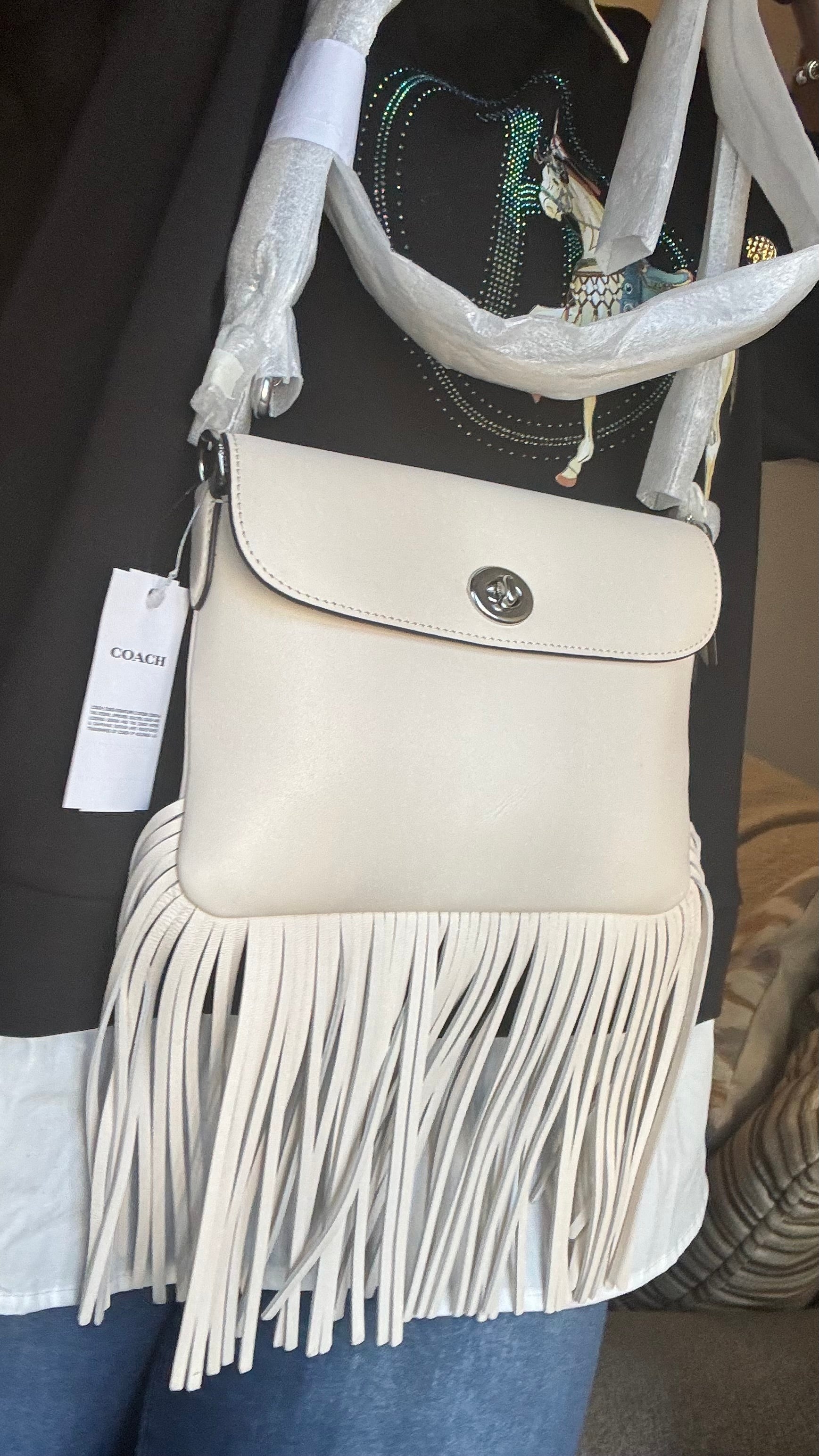 Authentic COACH 1941 Glovetanned leather Fringe turnlock flap Crossbody Bag Ruby Luxury