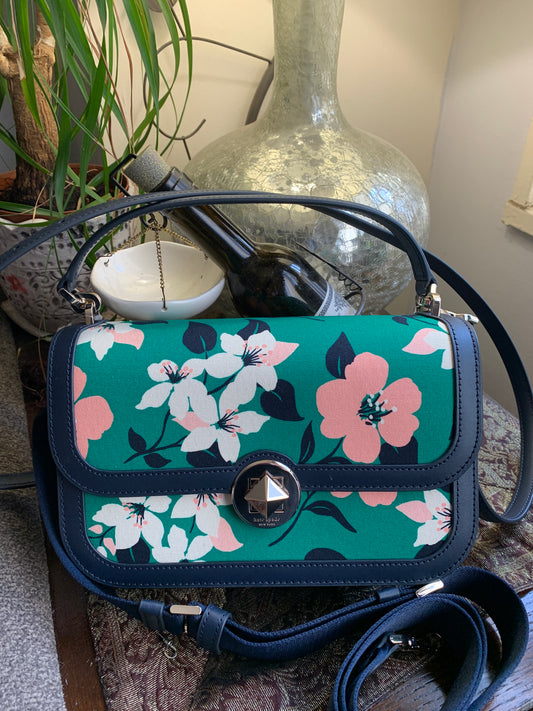 Authentic KATE SPADE Leather/Floral canvas turnlock flap Crosby w 2 straps Ruby Luxury