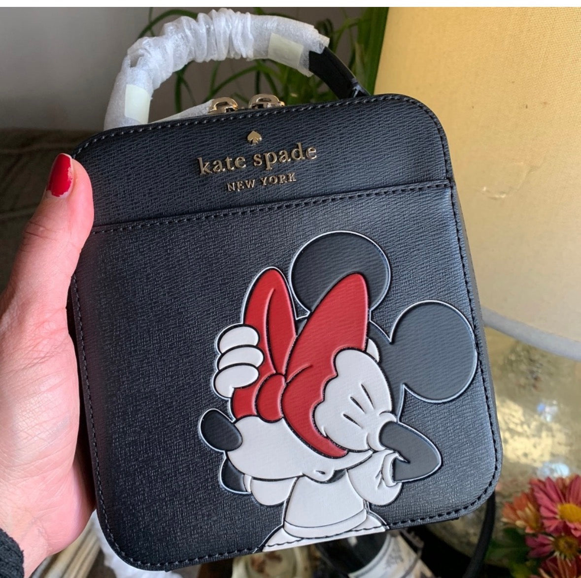 Authentic KATE SPADE leather Minnie Mouse Disney X zip around Crosby/Satchel Ruby Luxury