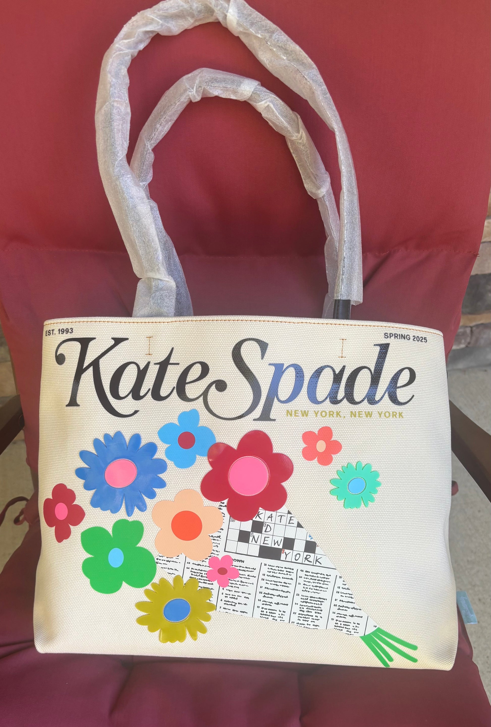 Authentic Kate Spade thick canvas/leather floral snap sides Large Tote Ruby Luxury