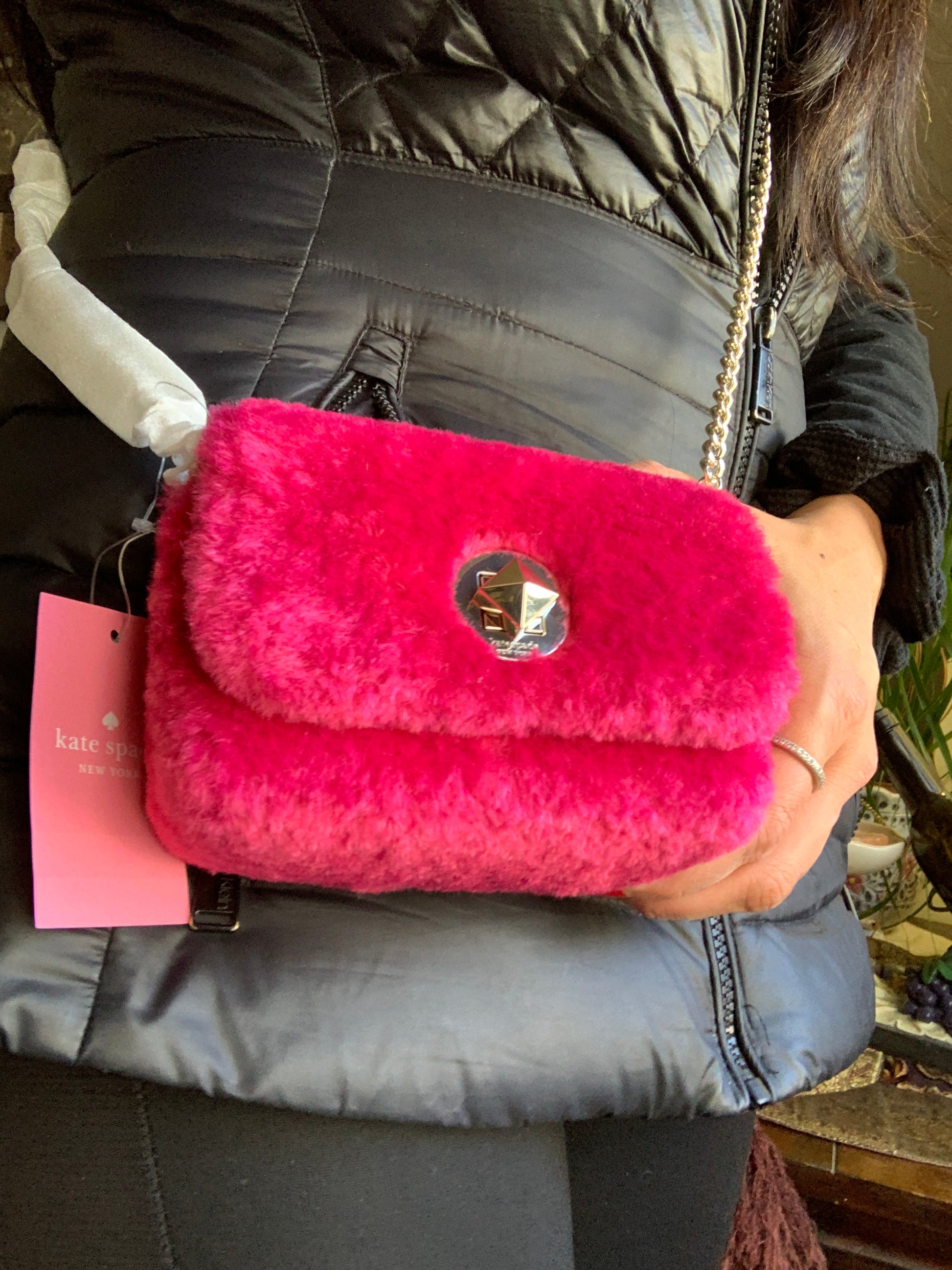 Authentic KATE SPADE FAUX FUR TURNLOCK Small CLUTCH/Crossbody Ruby Luxury