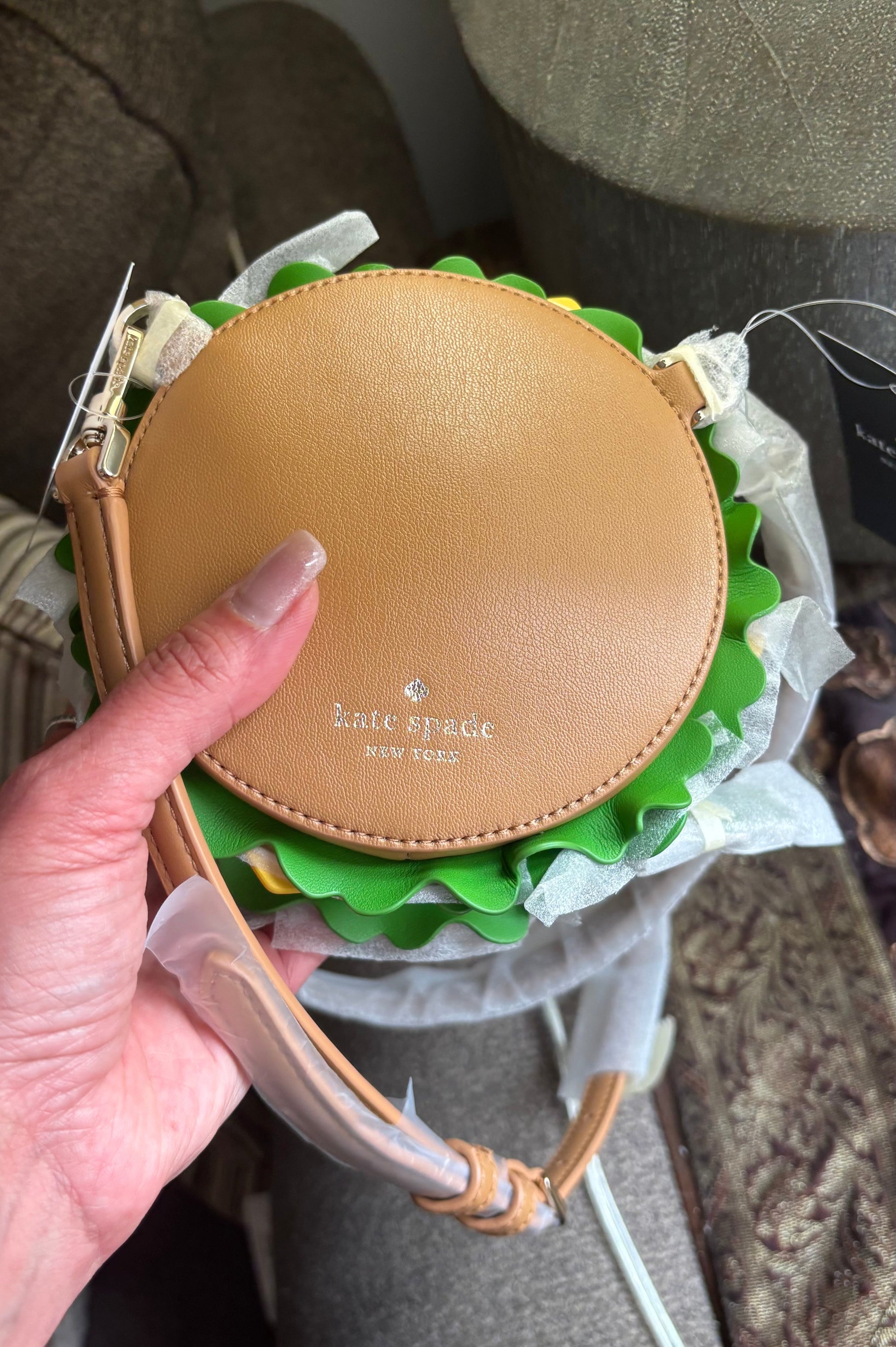 Authentic Kate spade Leather Burger zip around embellished Crossbody Ruby Luxury
