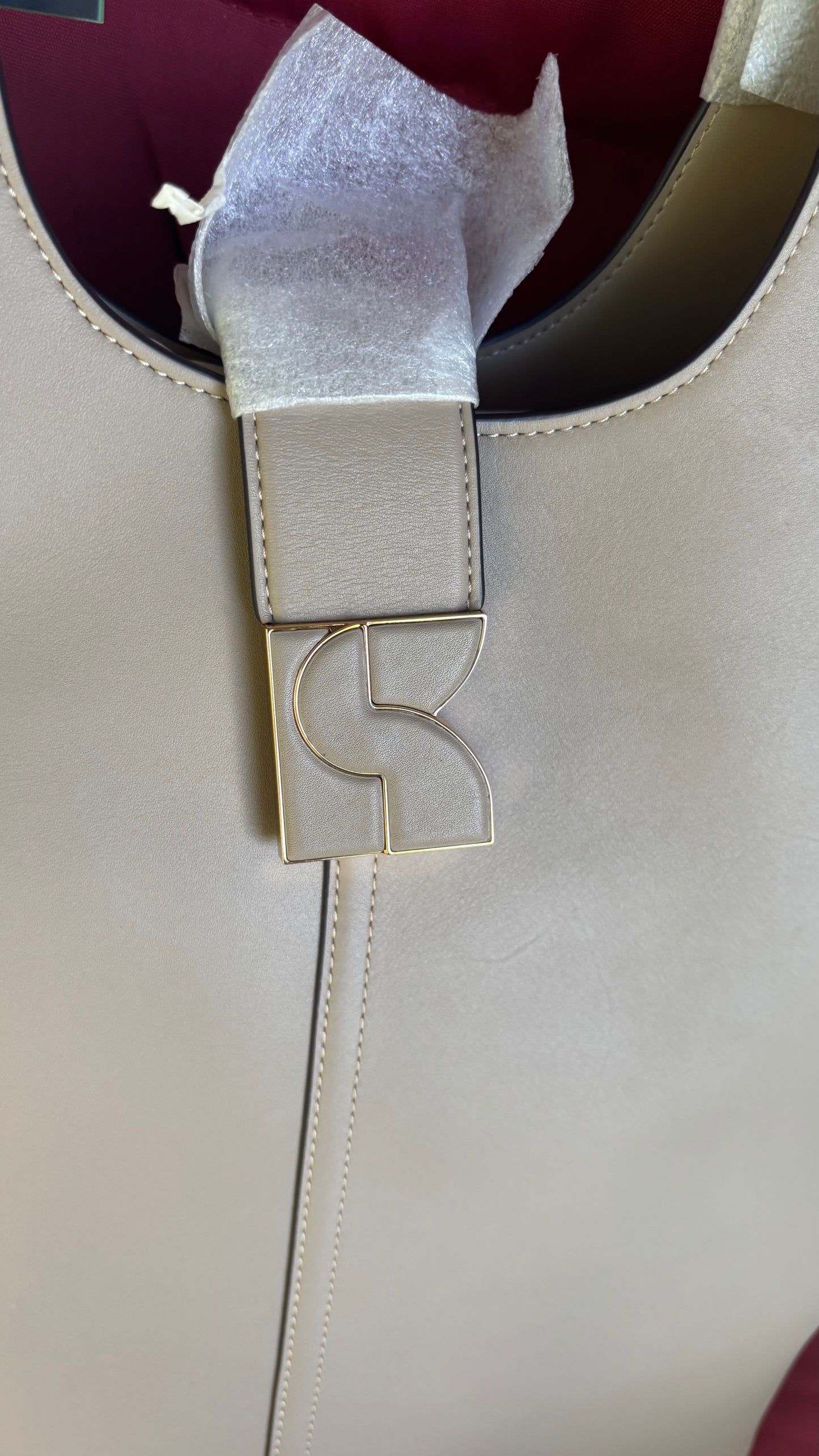 Authentic KATE SPADES Smooth Nappa Leather snap Tote shoulder bag Ruby Luxury
