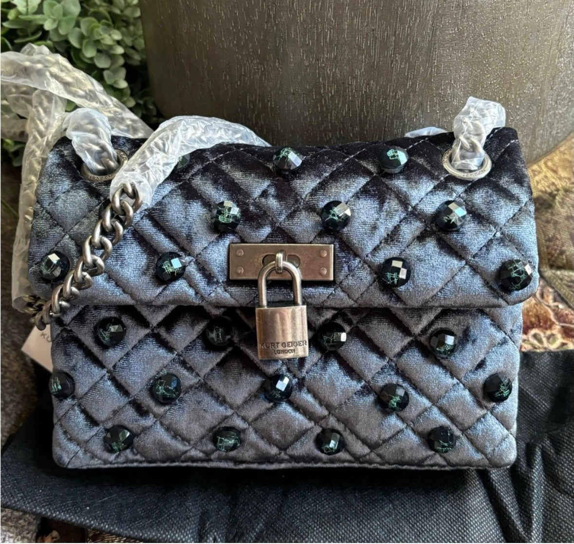 Authentic KURT GEIGER LONDON Velvet multi coloured crystals magnetic closure convertible Crosby/Shoulder bag Ruby Luxury
