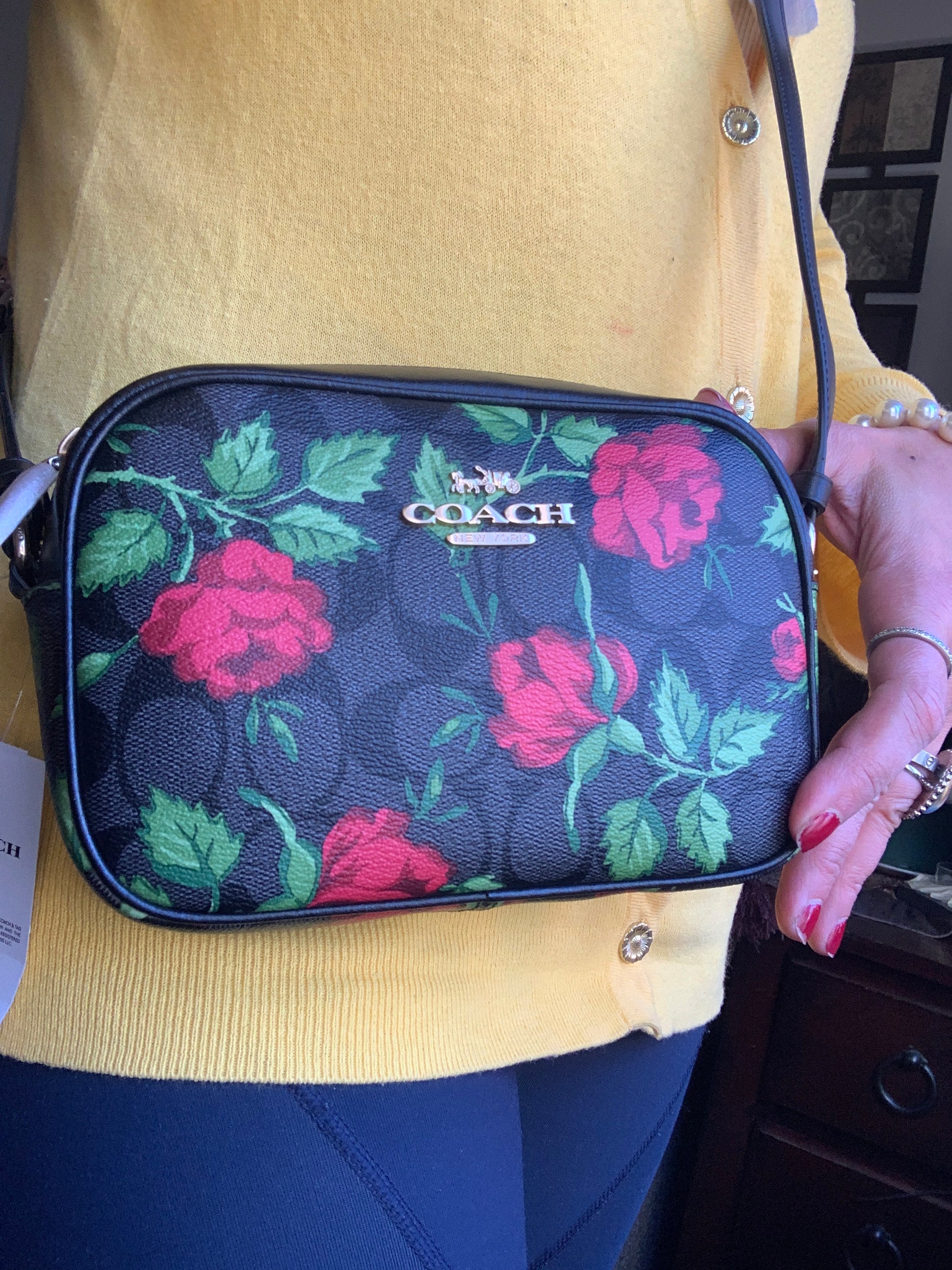 Authentic COACH Limited edition Snowwhite Leather/floral coated zip top Crosby Ruby Luxury