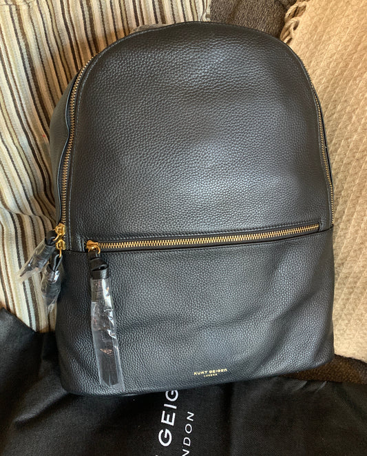 Authentic KURT GEIGER LONDON Pebbled leather two way top zip backpack Ruby Luxury