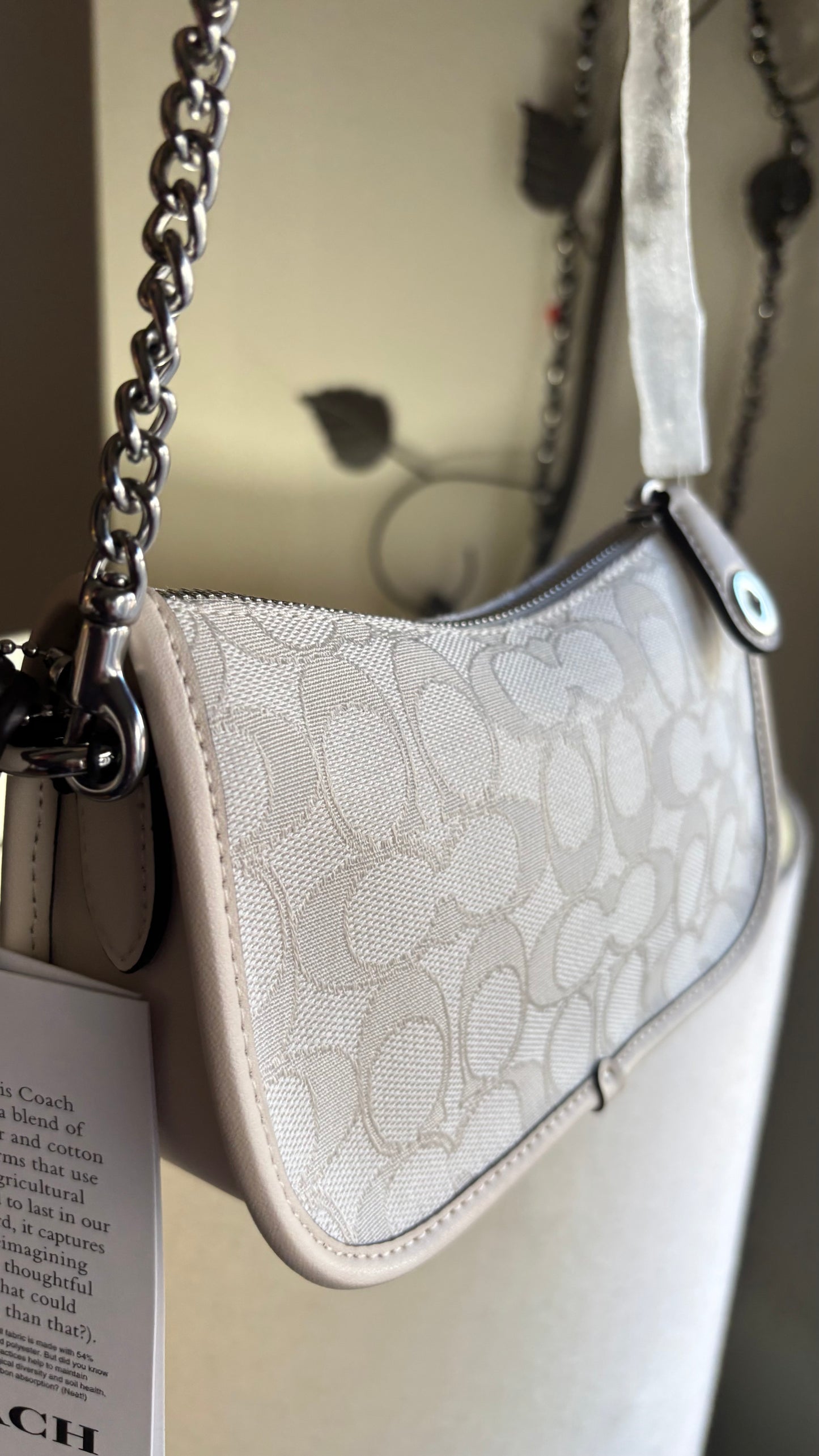 Authentic COACH 1941 signature Jacquard /Glovetanned Leather turnlock zip closure shoulder/Crosby/Clutch Ruby Luxury