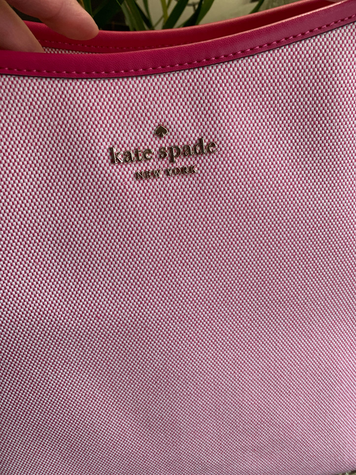 Authentic KATE SPADE Leather/canvas zip tote Ruby Luxury
