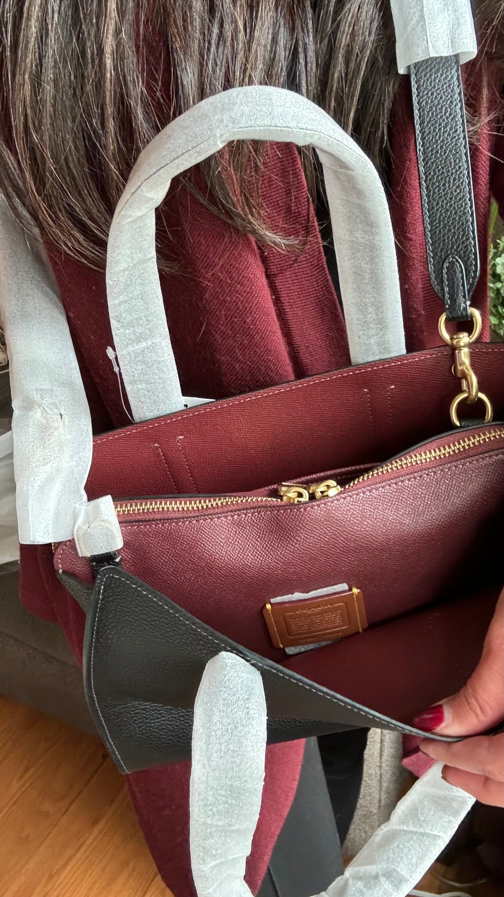 Authentic COACH 1941 pebbled leather 3 compartments 2way zip Satchel/Crosby Ruby Luxury