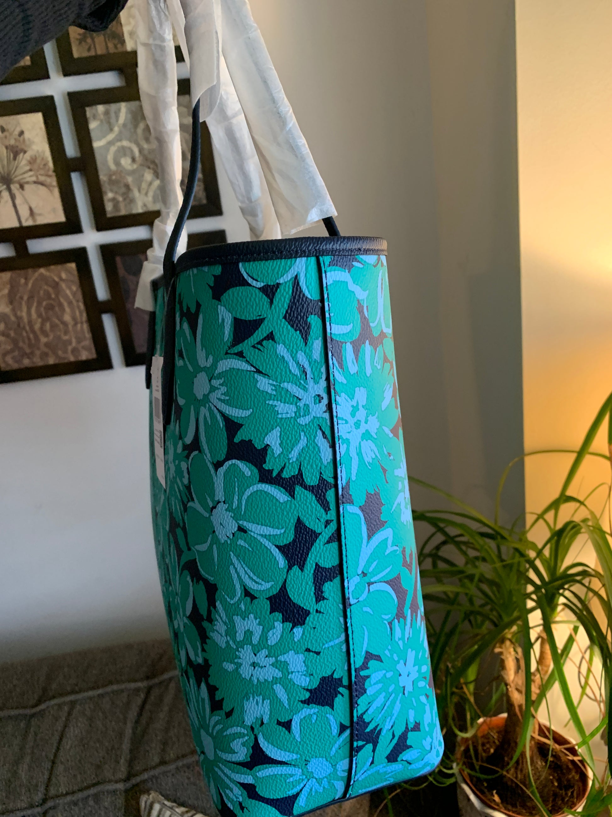 Authentic KATE SPADE FLORAL Zip top tote Ruby Luxury