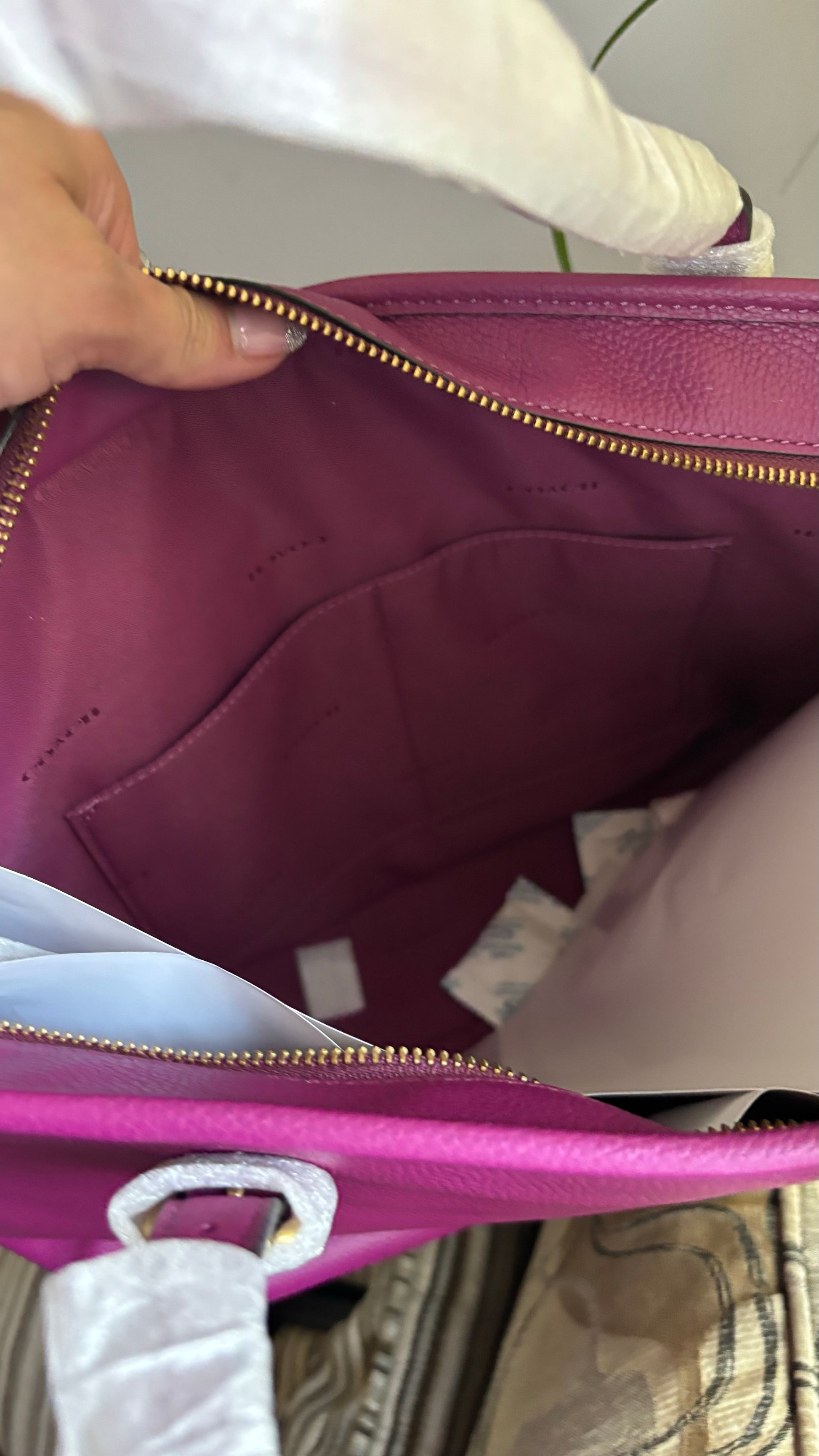 Authentic COACH 1941 pebbled leather zip top Tote Ruby Luxury
