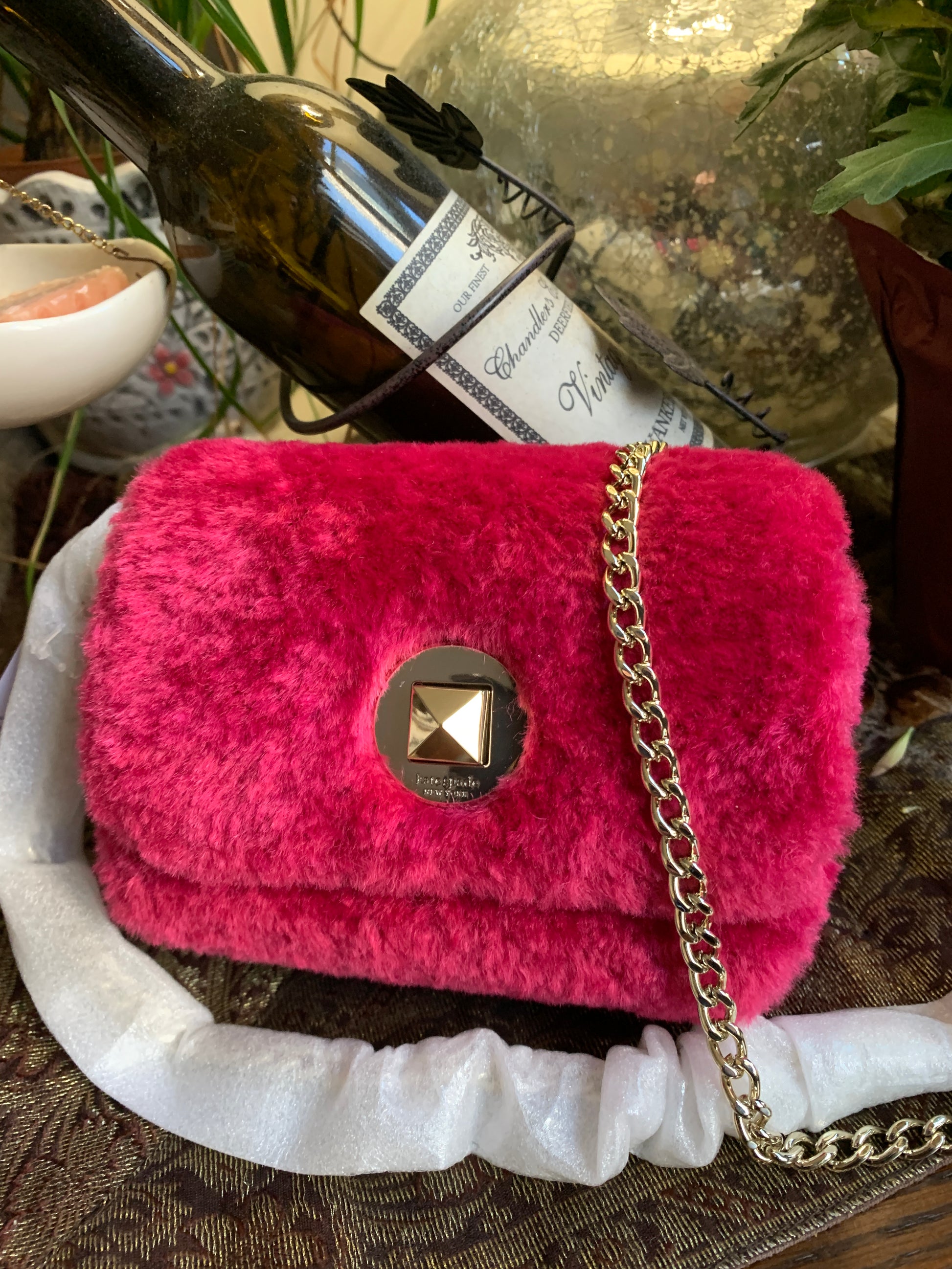 Authentic KATE SPADE FAUX FUR TURNLOCK Small CLUTCH/Crossbody Ruby Luxury