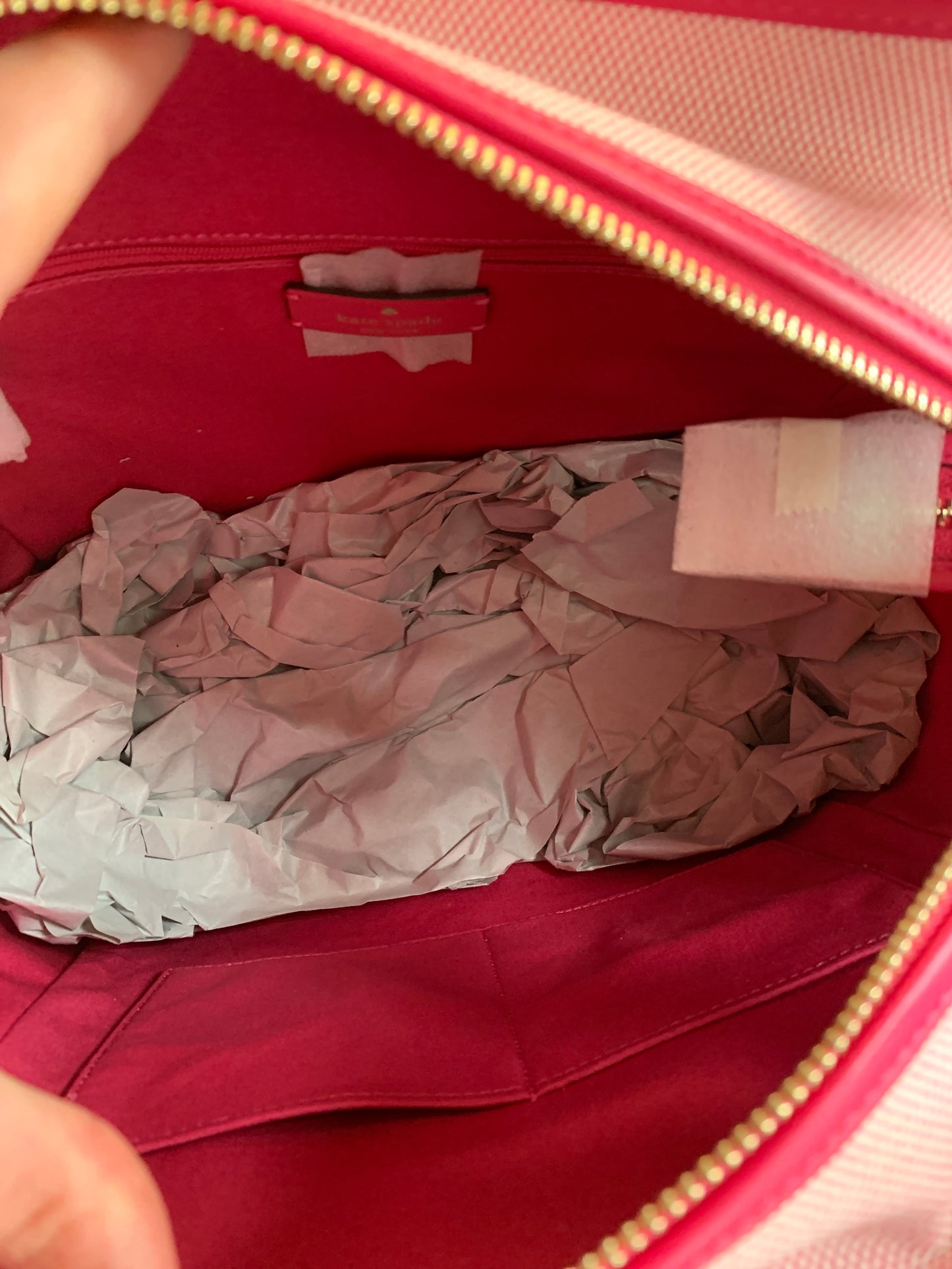 Authentic KATE SPADE Leather/canvas zip tote Ruby Luxury