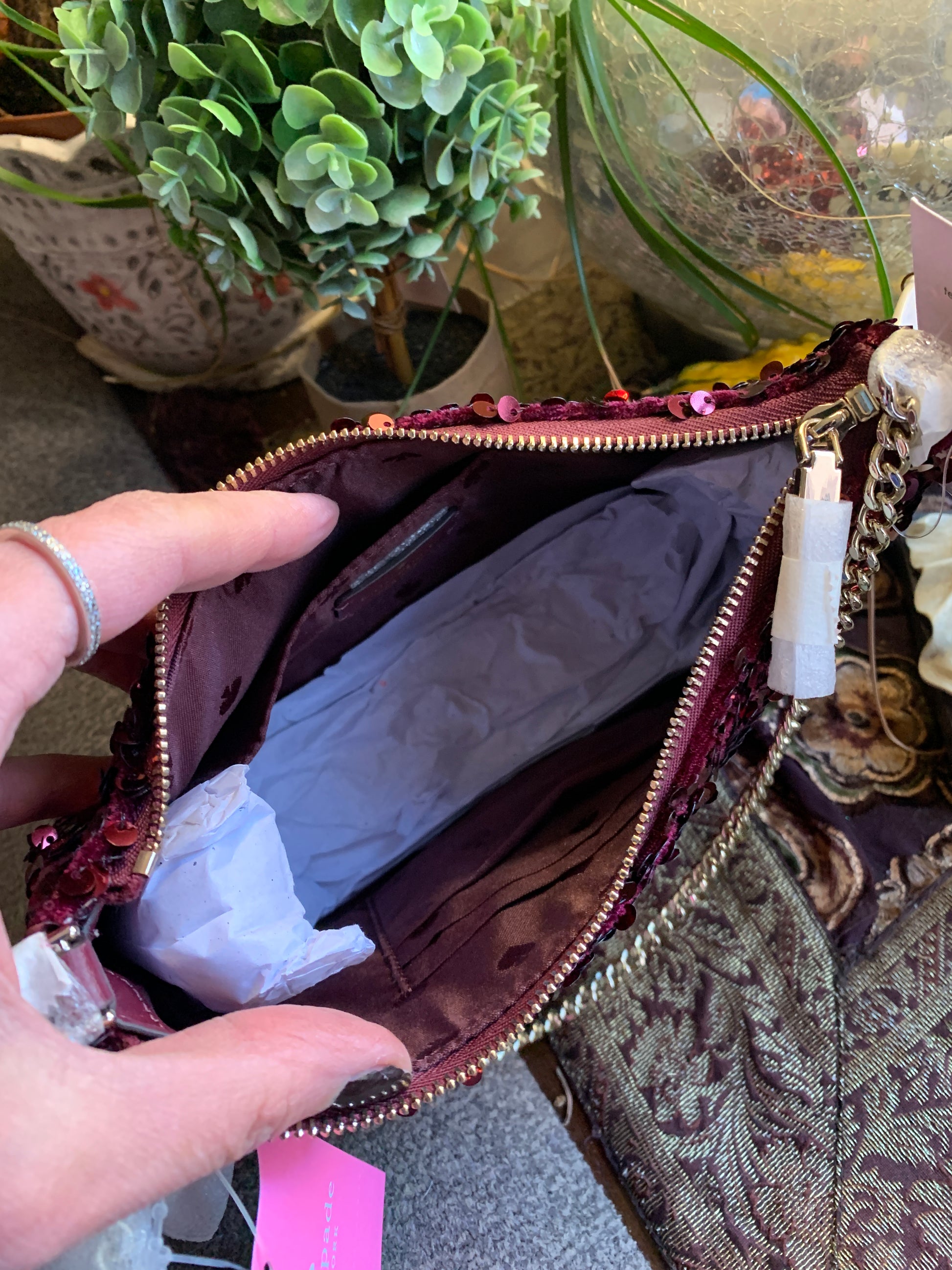 Authentic KATE SPADE Sequins top zip Clutch/shoulder/Crossbody Ruby Luxury