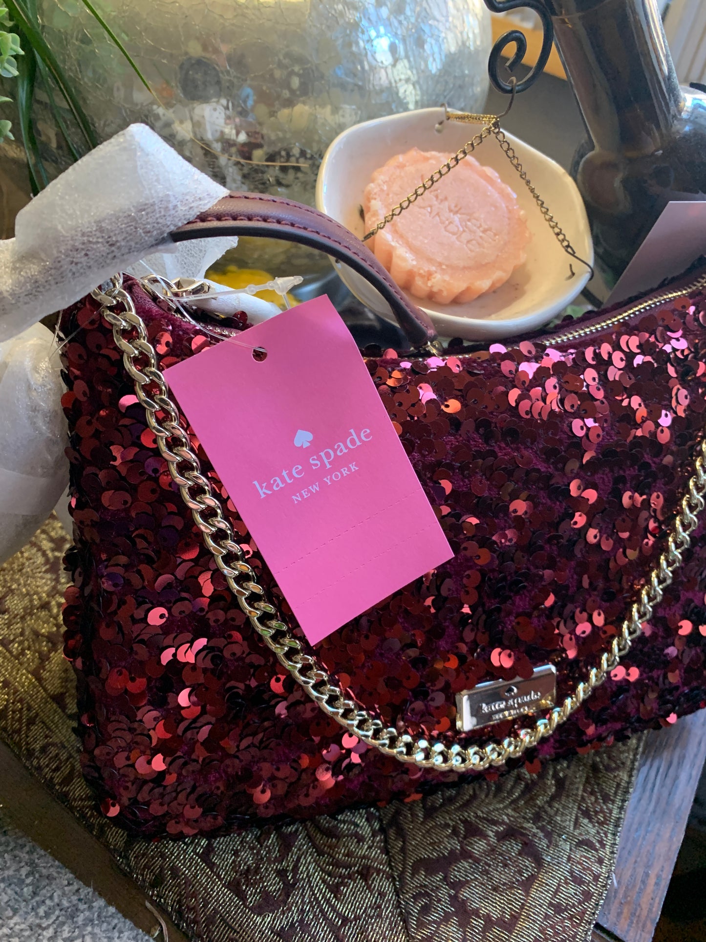 Authentic KATE SPADE Sequins top zip Clutch/shoulder/Crossbody Ruby Luxury