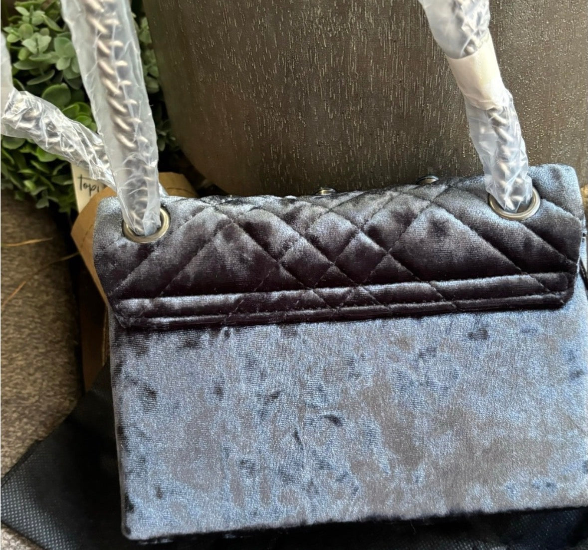 Authentic KURT GEIGER LONDON Velvet multi coloured crystals magnetic closure convertible Crosby/Shoulder bag Ruby Luxury