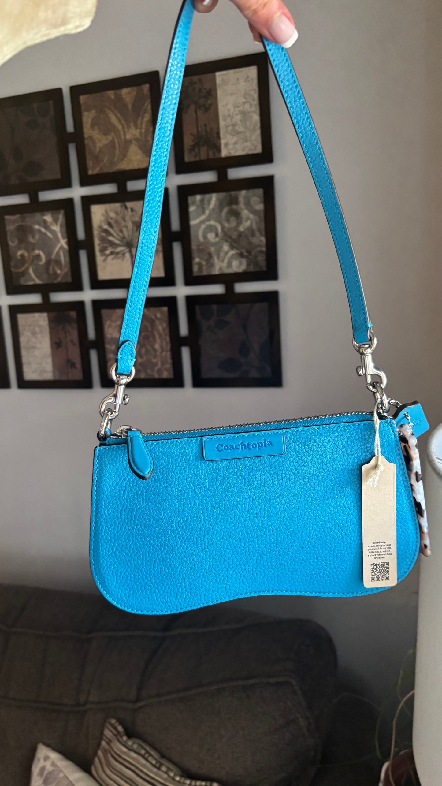 Authentic CoachTopia blue Leather zip curved Shoulder Bag Ruby Luxury