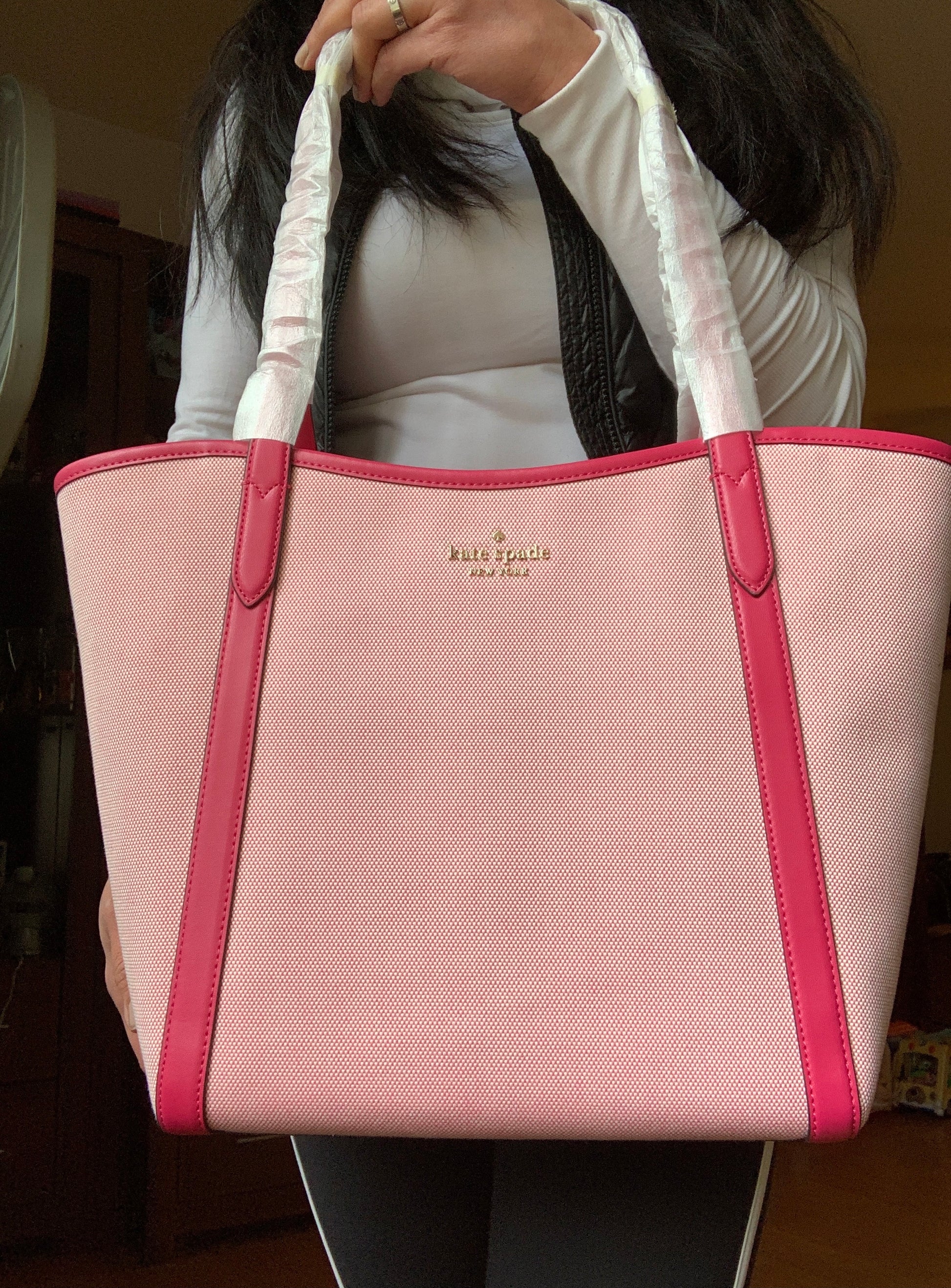 Authentic KATE SPADE Leather/canvas zip tote Ruby Luxury