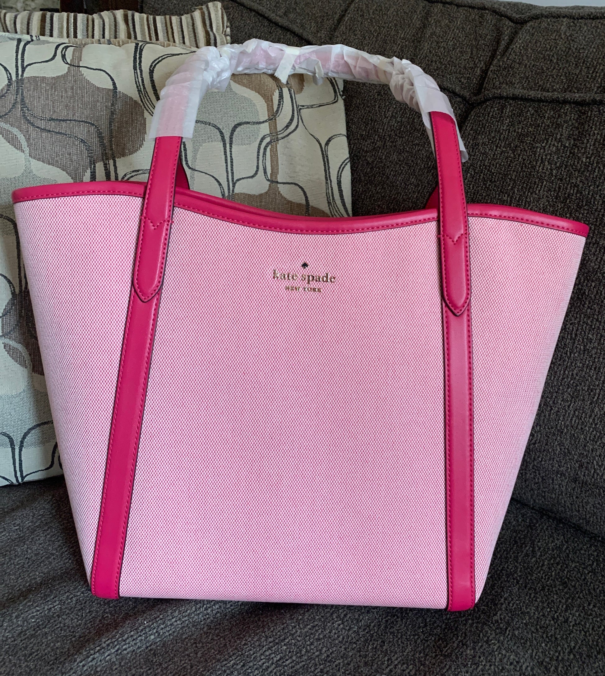 Authentic KATE SPADE Leather/canvas zip tote Ruby Luxury