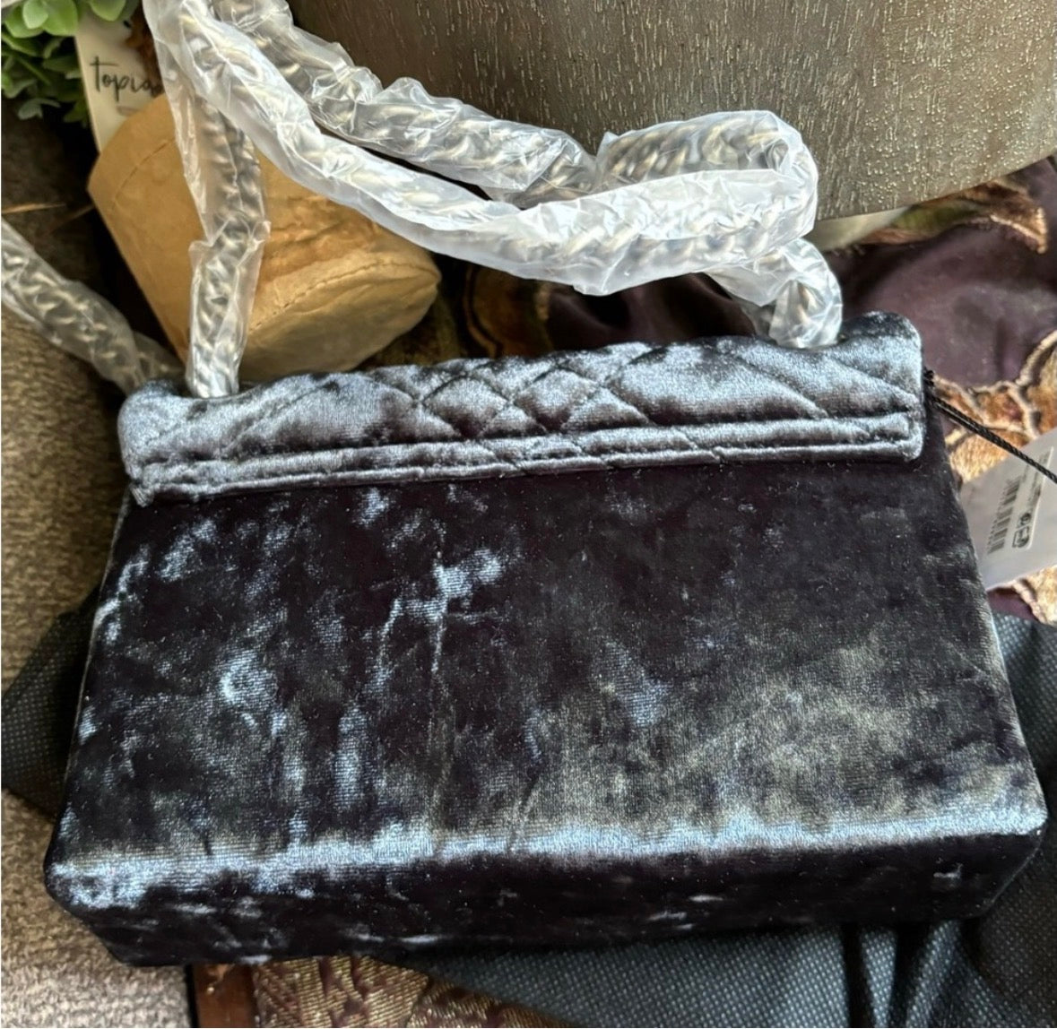 Authentic KURT GEIGER LONDON Velvet multi coloured crystals magnetic closure convertible Crosby/Shoulder bag Ruby Luxury