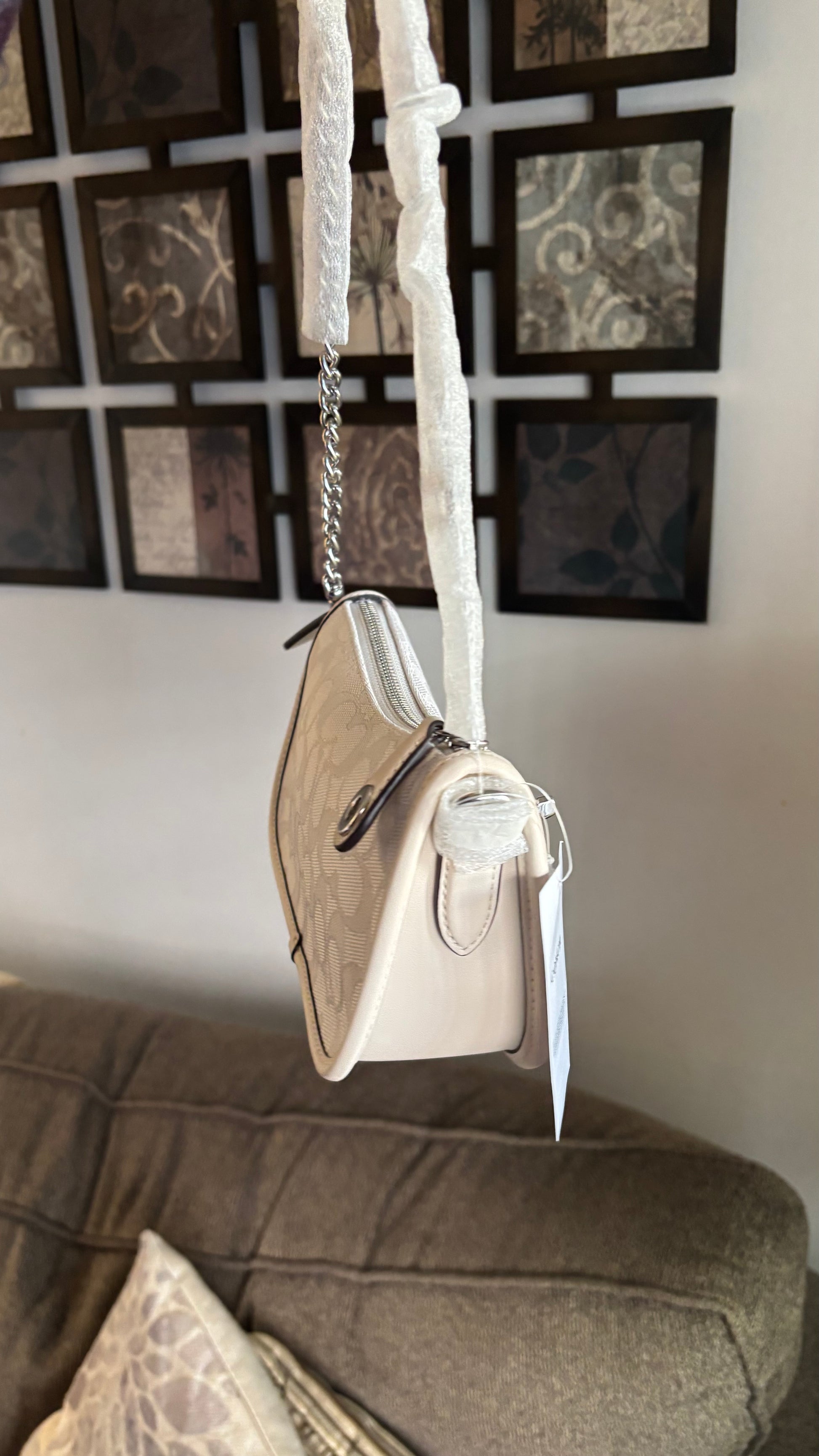 Authentic COACH 1941 signature Jacquard /Glovetanned Leather turnlock zip closure shoulder/Crosby/Clutch Ruby Luxury