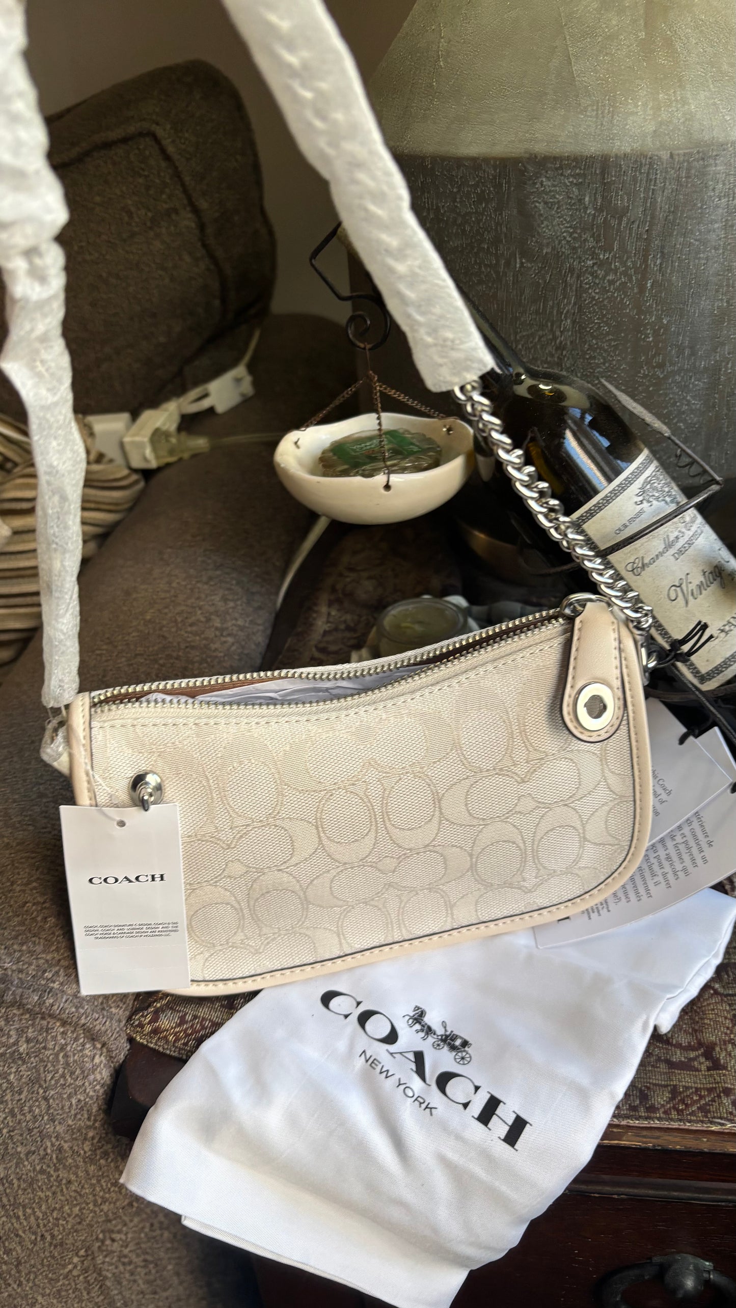 Authentic COACH 1941 signature Jacquard /Glovetanned Leather turnlock zip closure shoulder/Crosby/Clutch Ruby Luxury