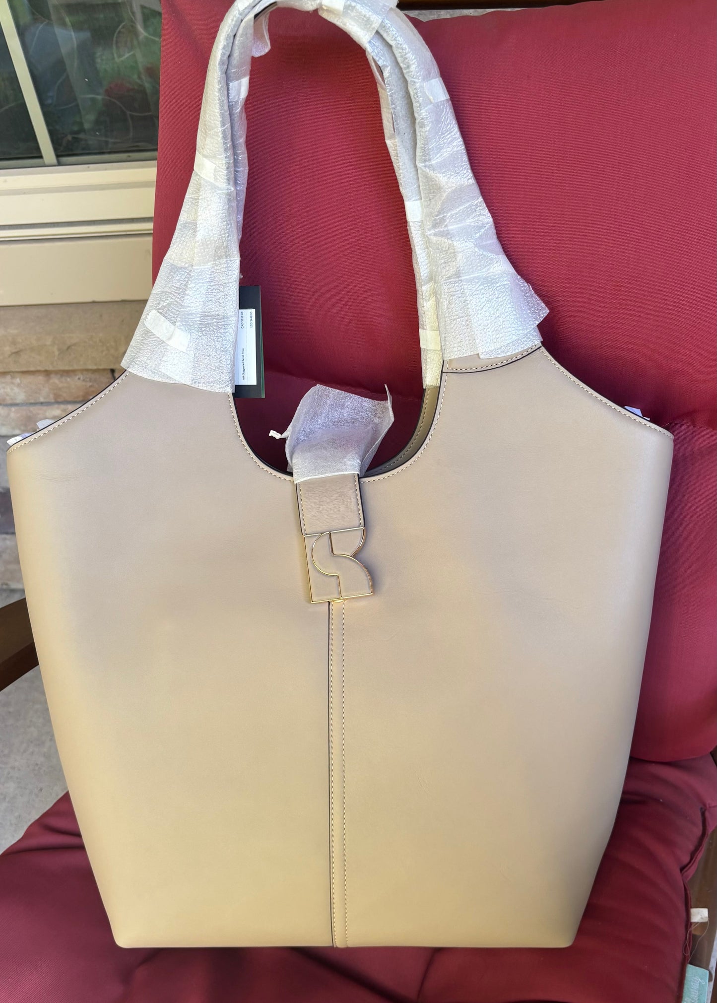 Authentic KATE SPADES Smooth Nappa Leather snap Tote shoulder bag Ruby Luxury