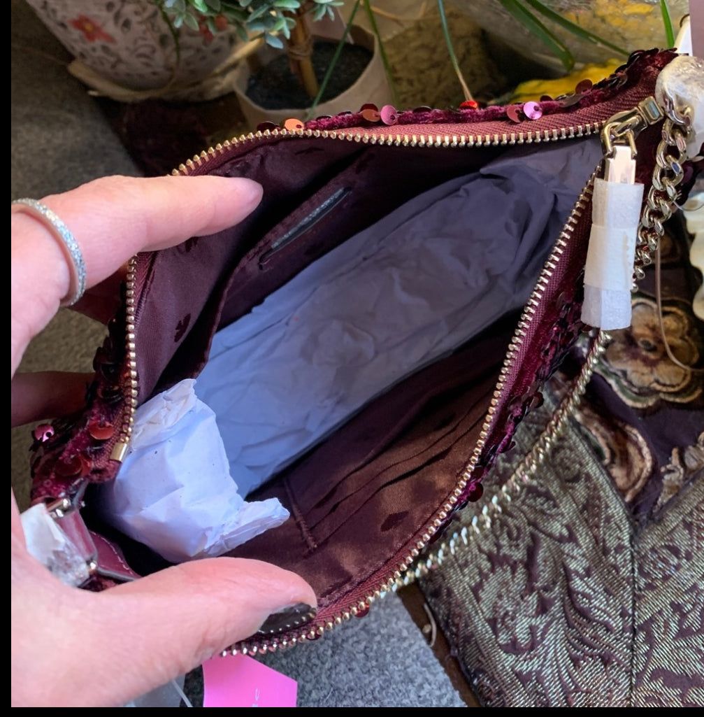 Authentic KATE SPADE Sequins top zip Clutch/shoulder/Crossbody Ruby Luxury