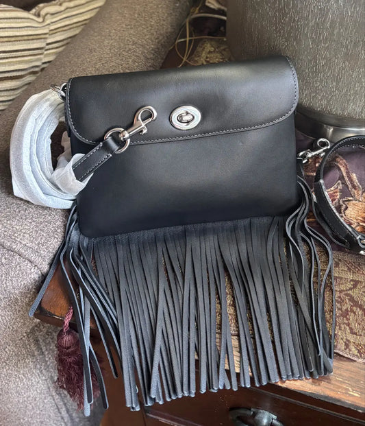 Authentic COACH 1964 leather fringe flap Turnlock Crosby or shoulder Ruby Luxury