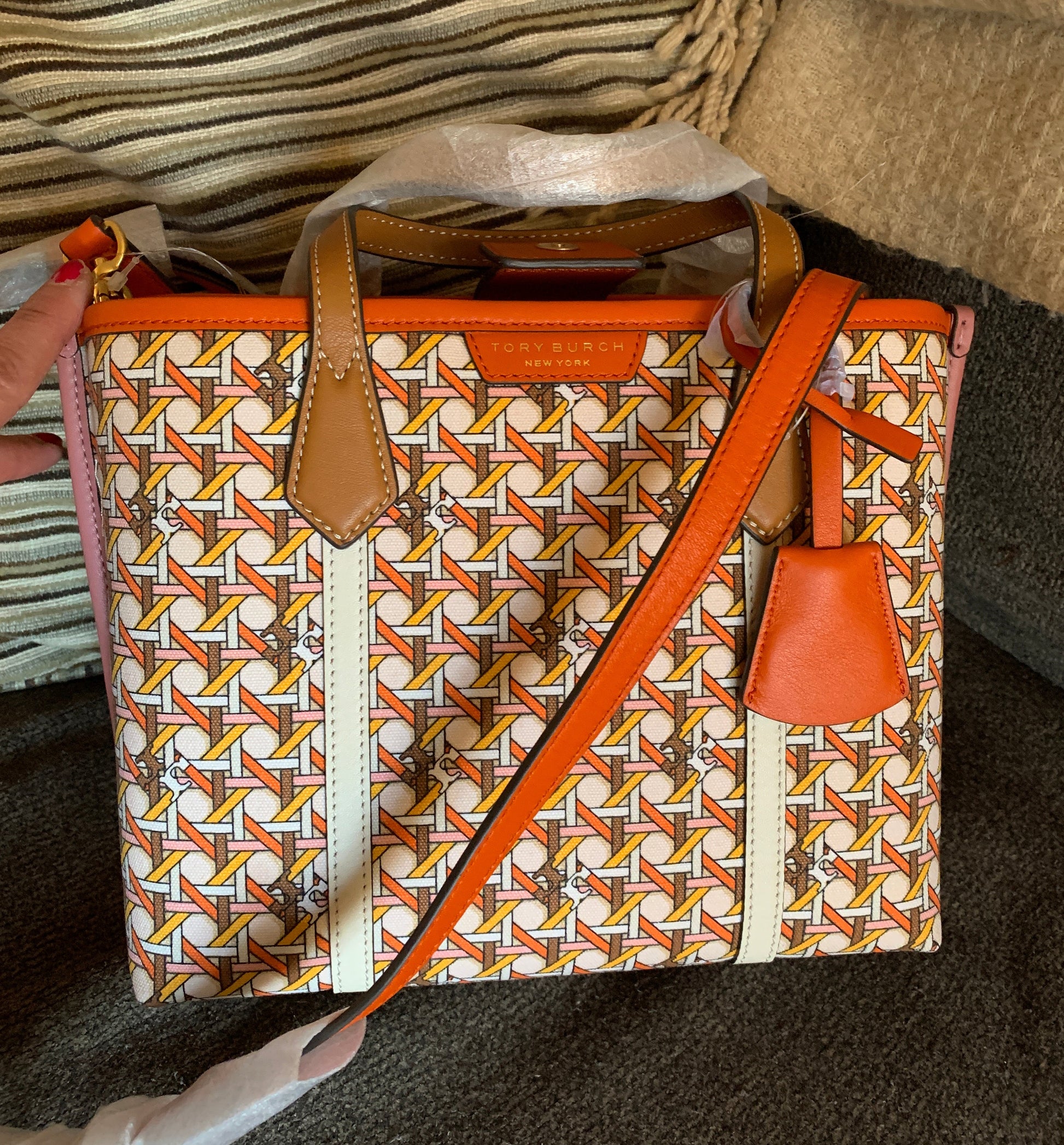 Authentic TORY BURCH LINK triple compartments satchel/Crosby Ruby Luxury