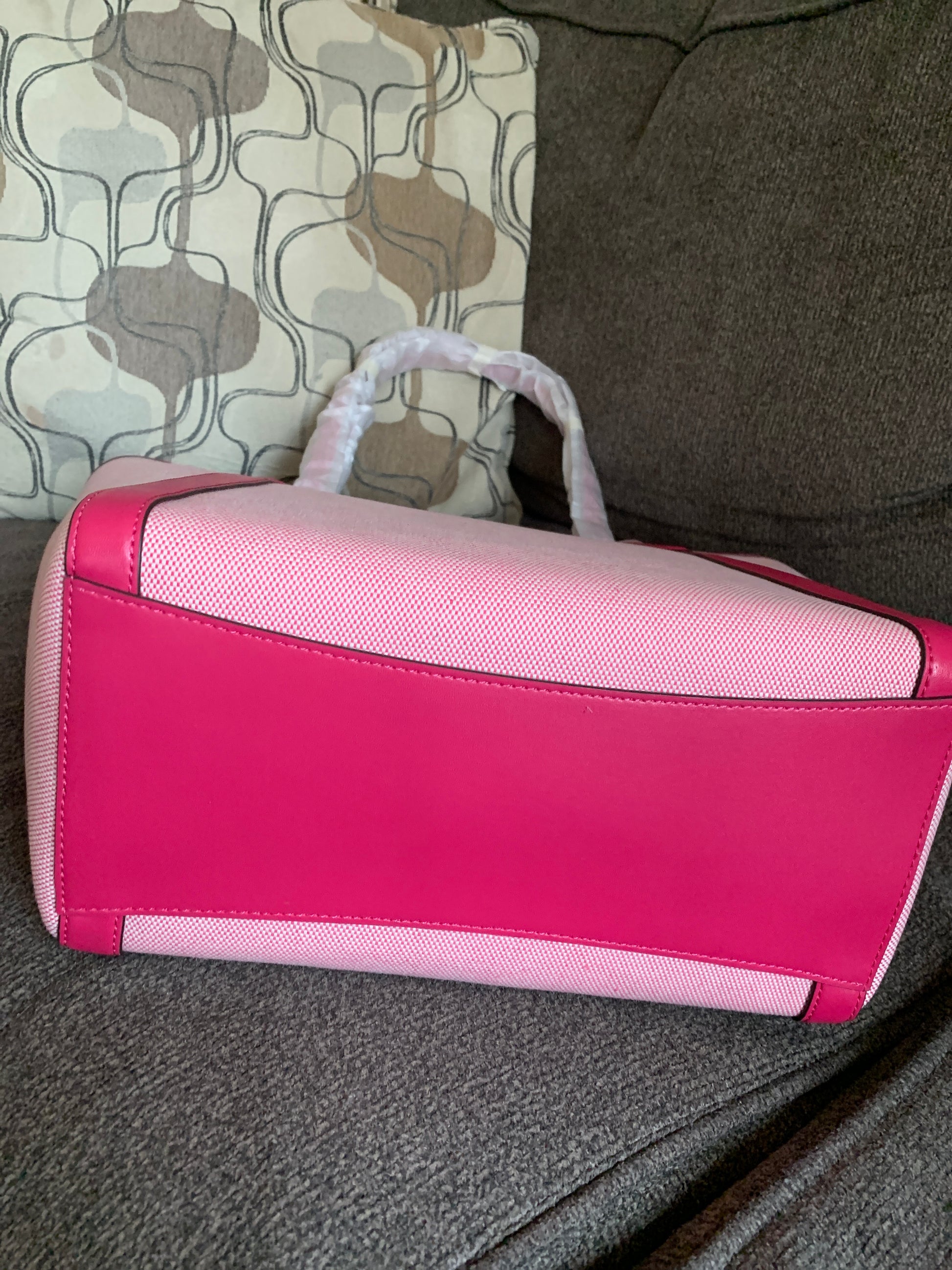 Authentic KATE SPADE Leather/canvas zip tote Ruby Luxury