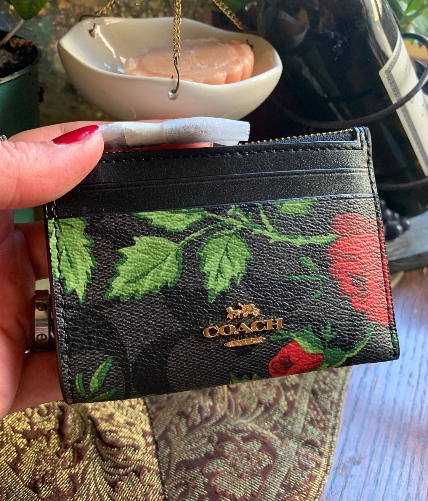 Authentic COACH Coated leather/smooth leather roses L.Edition zip top card holder/ID/Keychain Ruby Luxury
