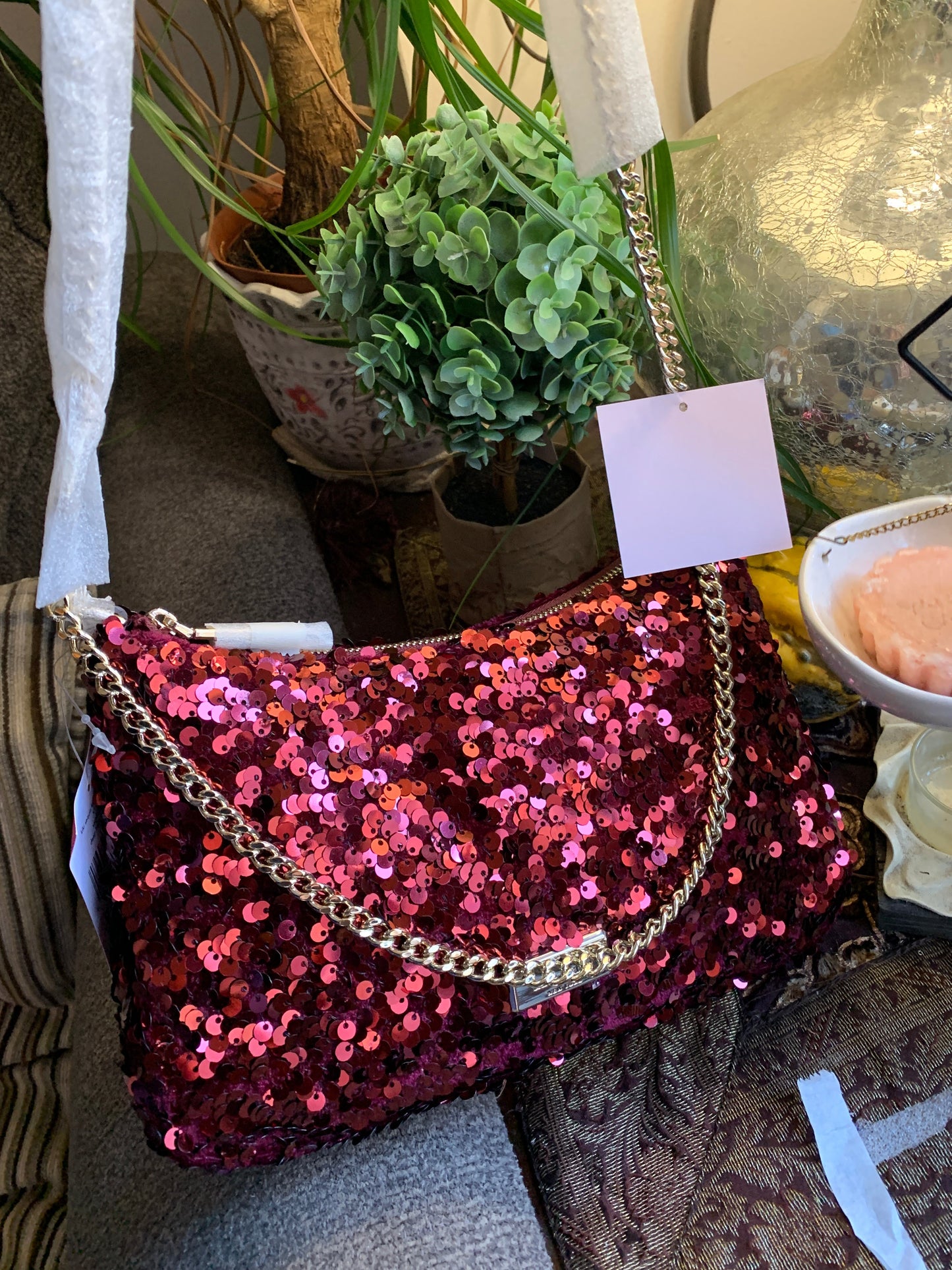 Authentic KATE SPADE Sequins top zip Clutch/shoulder/Crossbody Ruby Luxury