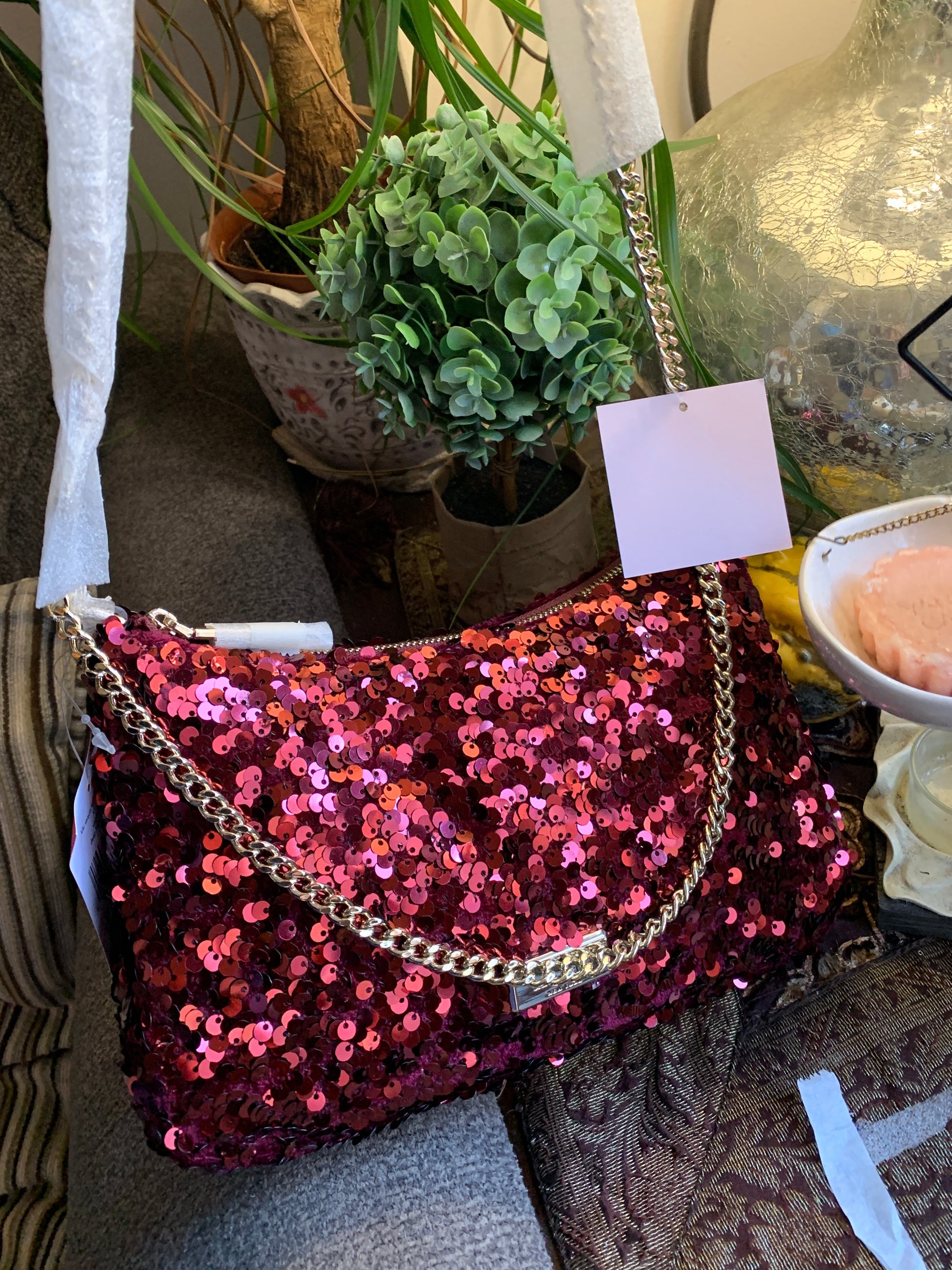 Authentic KATE SPADE Sequins top zip Clutch/shoulder/Crossbody Ruby Luxury