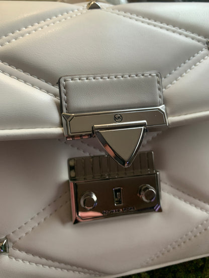 Authentic Michael KORS smooth leather studs Flap shoulder/Crossbody Ruby Luxury