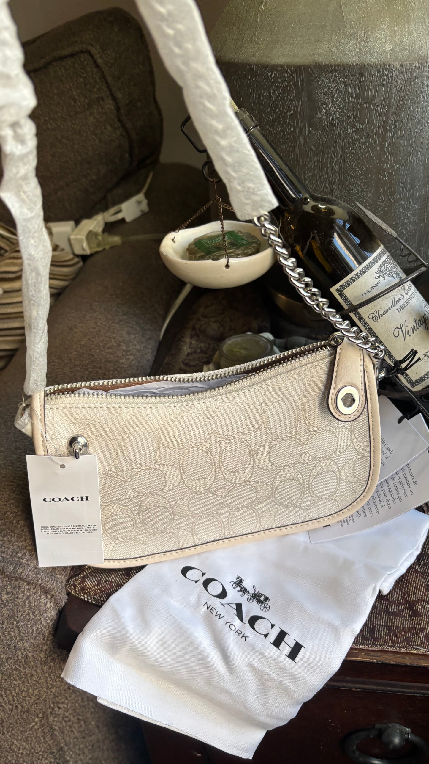 Authentic COACH 1941 signature Jacquard /Glovetanned Leather turnlock zip closure shoulder/Crosby/Clutch Ruby Luxury