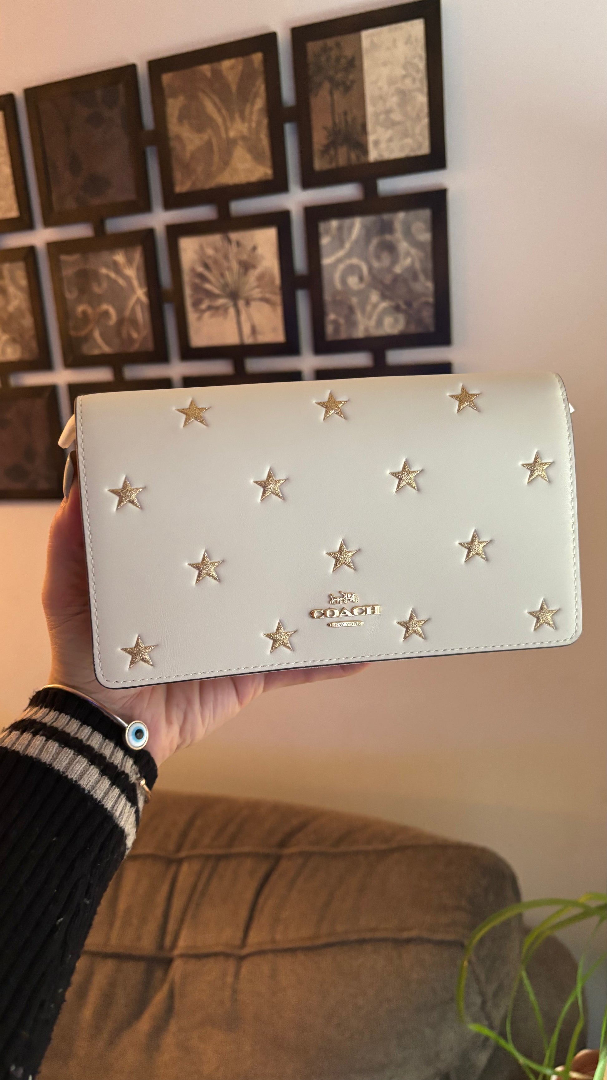 Authentic COACH crossbody Smooth glitter stars  flap crossbody with a card holder Ruby Luxury