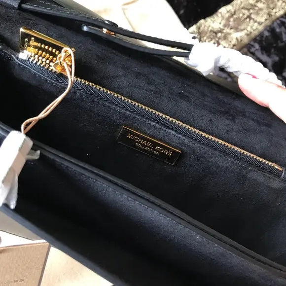 RARE❤️Authentic MK Collection Calf Leather L.Edition Crosby/Clutch/shoulder ❤️ Ruby Luxury